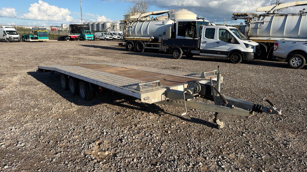 2007 Wychavon car transporter trailer