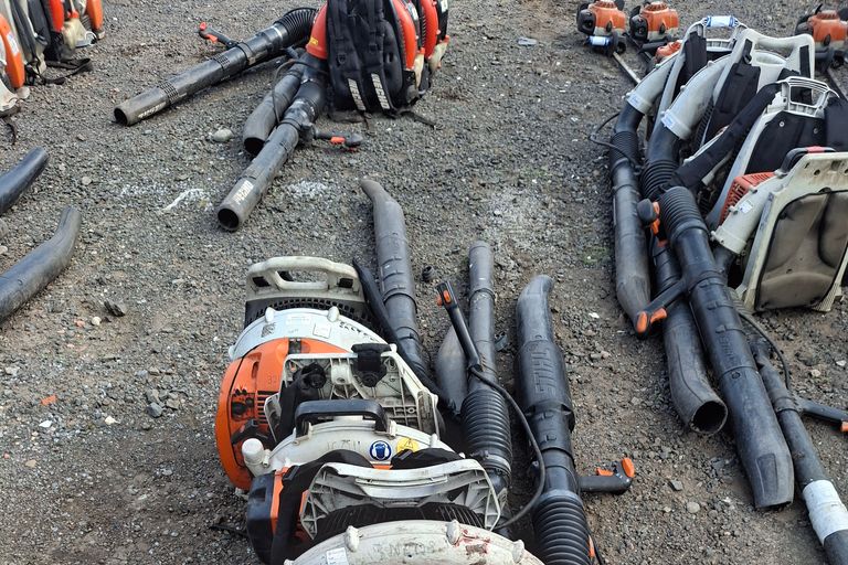4X STIHL BLOWERS 