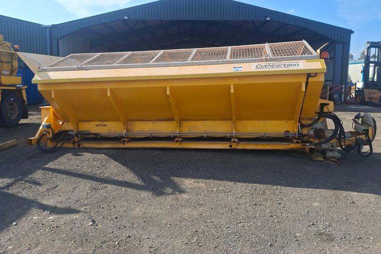 HGV GRITTER BODY 
