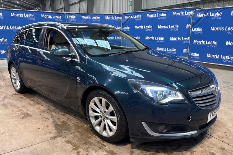 VAUXHALL INSIGNIA