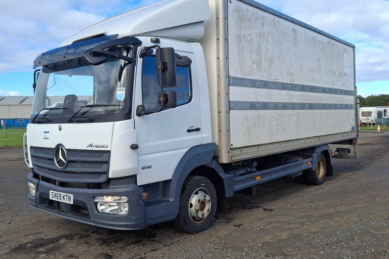 MERCEDES-BENZ ATEGO (2)