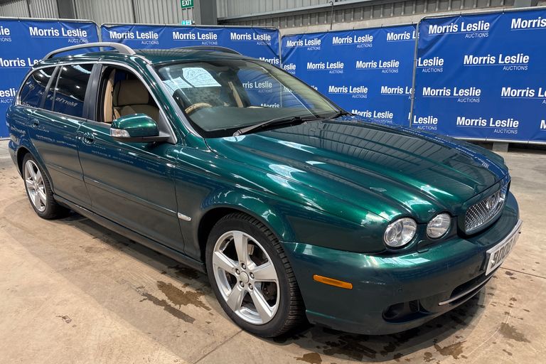 JAGUAR X-TYPE