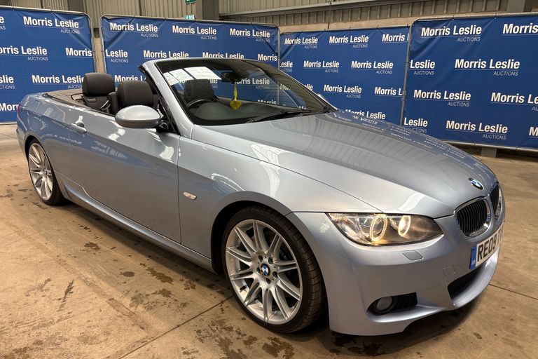 BMW 3 SERIES