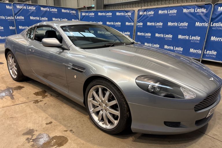 ASTON MARTIN DB9