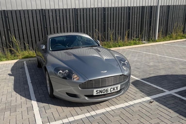 ASTON MARTIN DB9