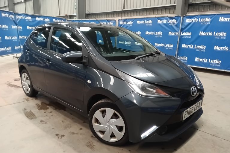 TOYOTA AYGO