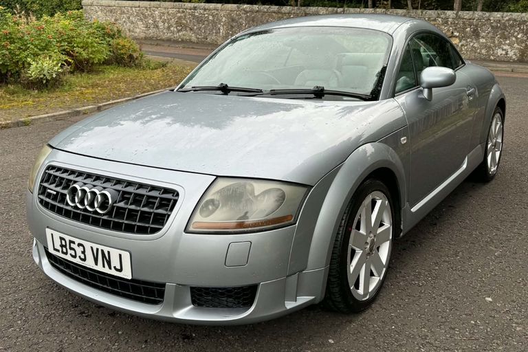 AUDI TT