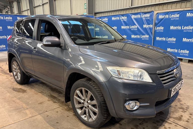 TOYOTA RAV 4