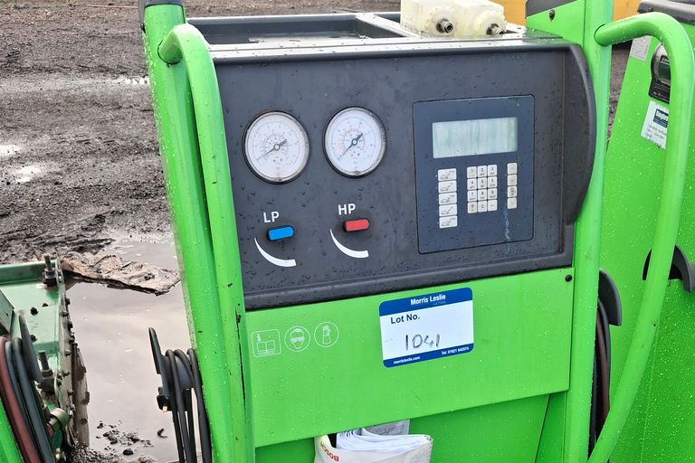 1x AIR CON UNITS 