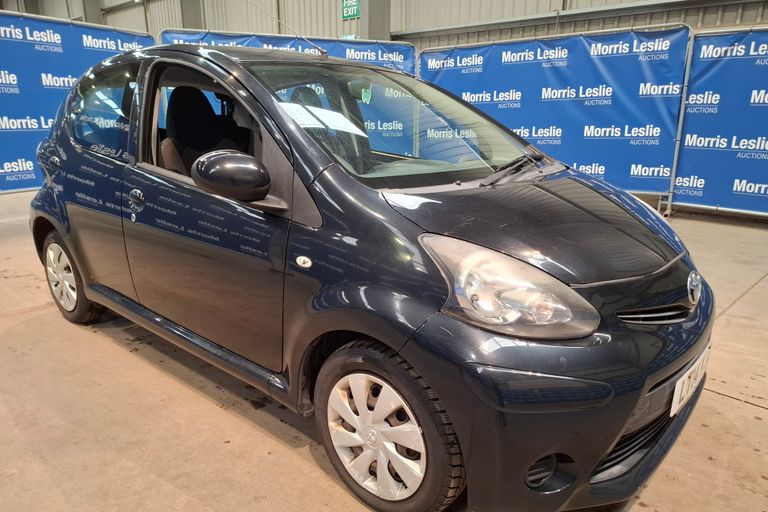 TOYOTA AYGO