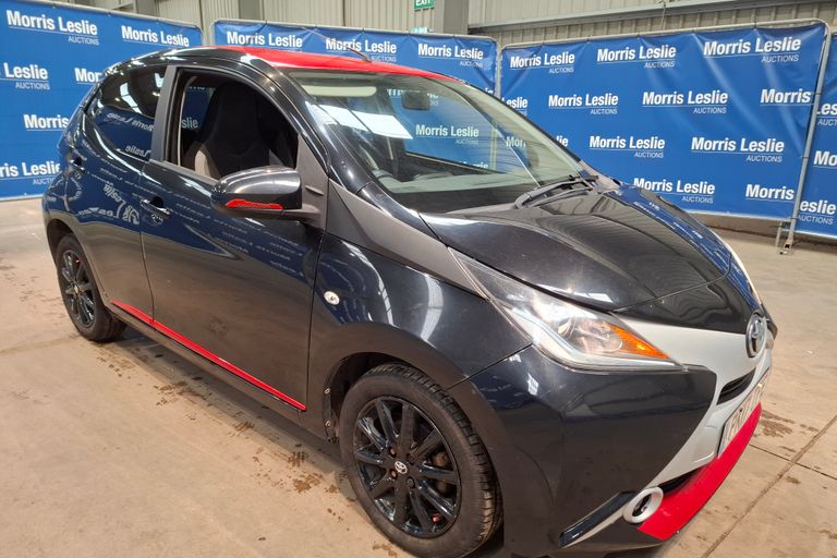 TOYOTA AYGO