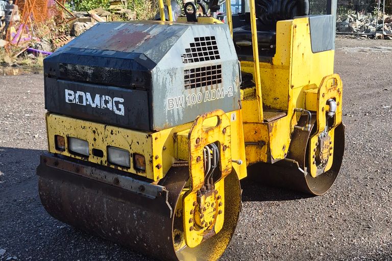 BOMAG ROAD ROLLER BW 100ADM-2