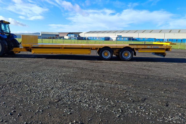 BROUGHAN ENGINEERING 33FT TRAILER 