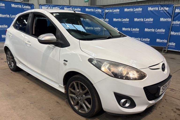 MAZDA 2