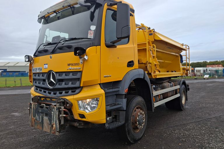 MERCEDES-BENZ AROCS (1) 1824 4x4