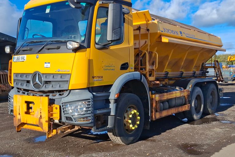 MERCEDES-BENZ AROCS (1) 2635