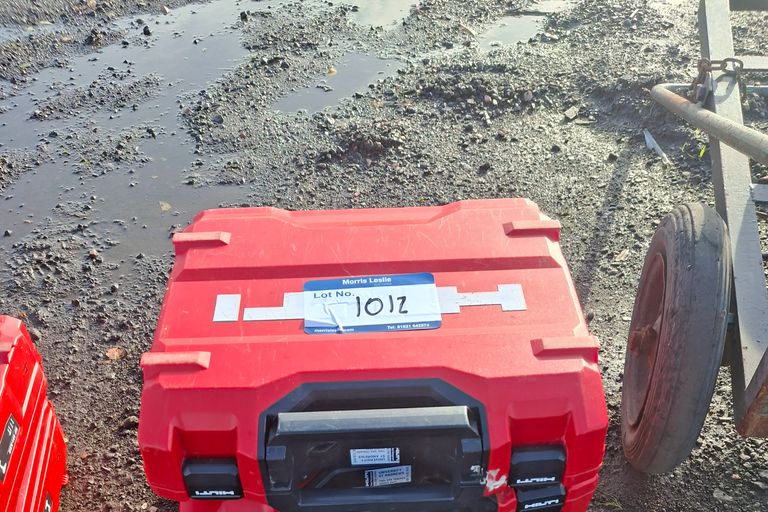 3x TE4 A22 HAMMER DRILL  