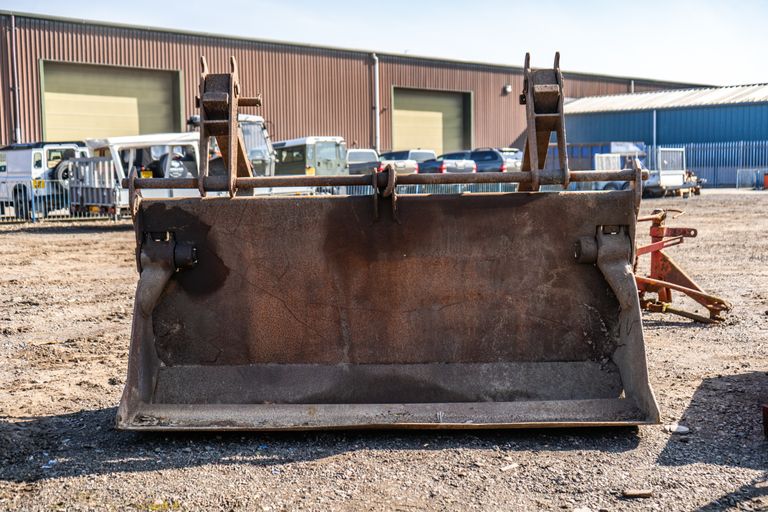 BUCKET 4 IN 1 BUCKET FOR JCB 3CX