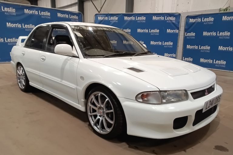 MITSUBISHI LANCER EVOLUTION 2