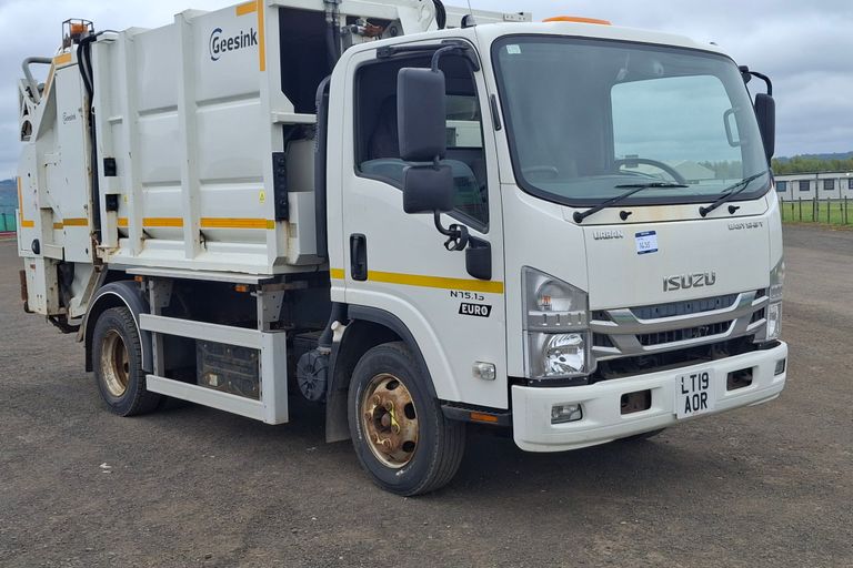 ISUZU TRUCKS FORWARD N75.150 AUTO