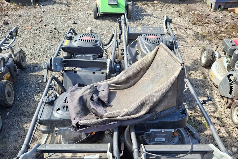 4X WEIBANG MOWERS 1X BAGS 