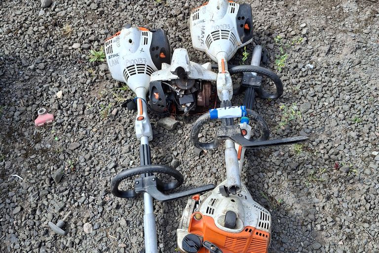 4X STHIL HEDGE CUTTERS 