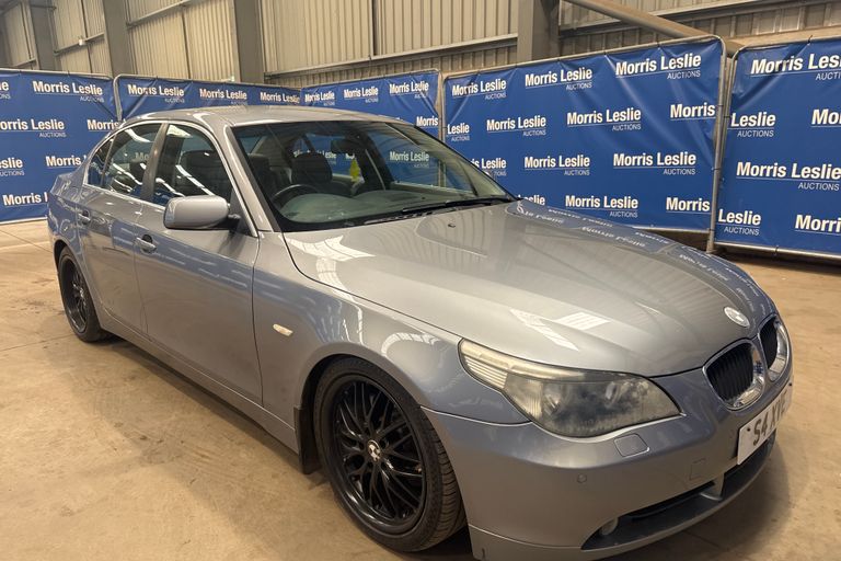 BMW 5 SERIES