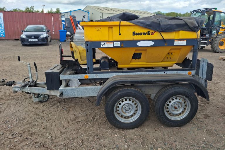 SNOWEX ON TRAILER 