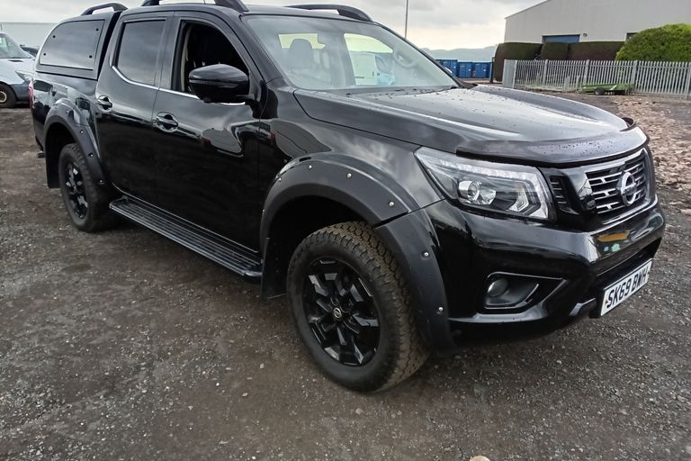 NISSAN NAVARA