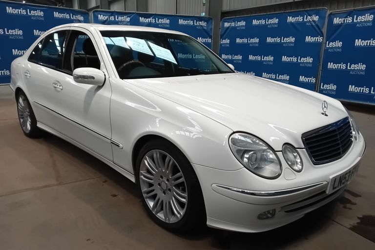 MERCEDES E 320