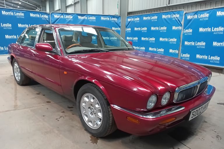 JAGUAR V8 XJ SRS