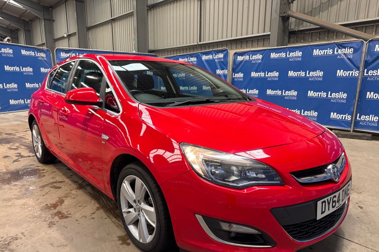 VAUXHALL ASTRA