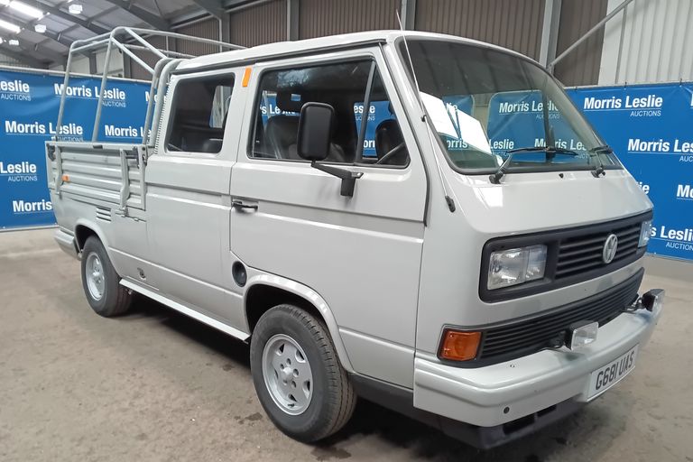 VOLKSWAGEN TRANSPORTER TD 4 P-U