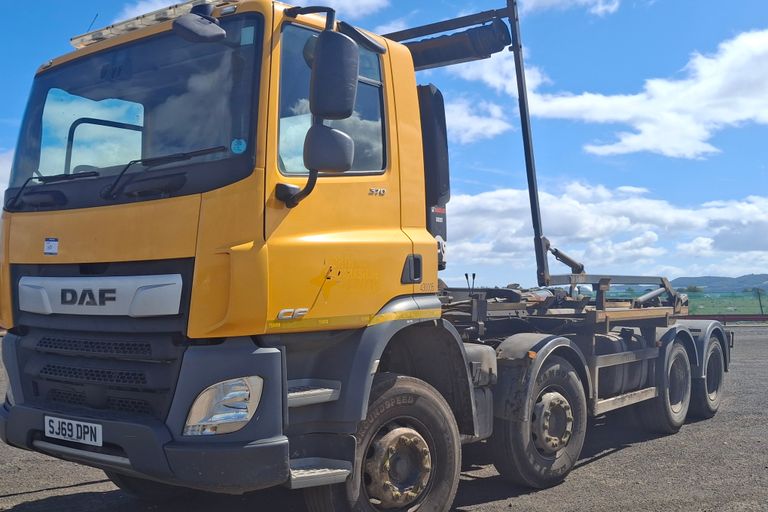 DAF TRUCKS CF370