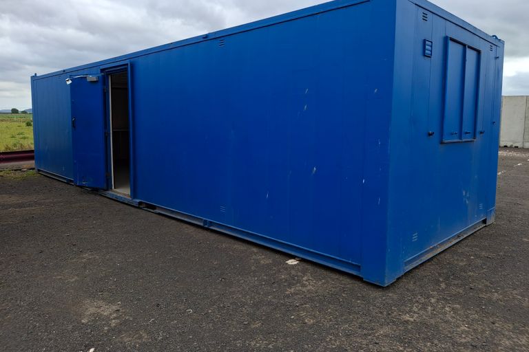 32 X 10 CANTEEN DRY ROOM 