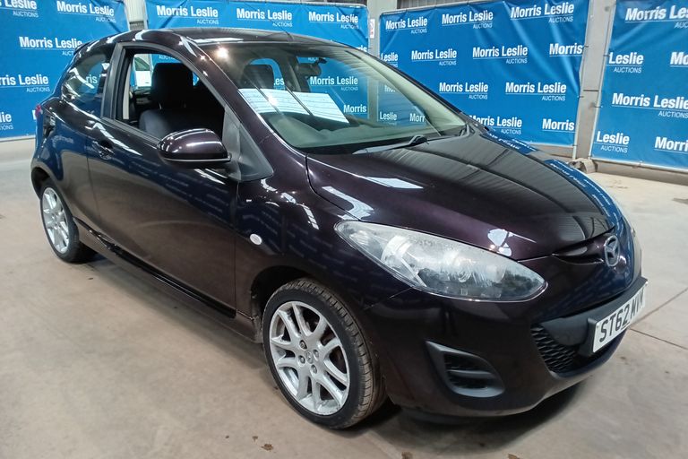 MAZDA 2