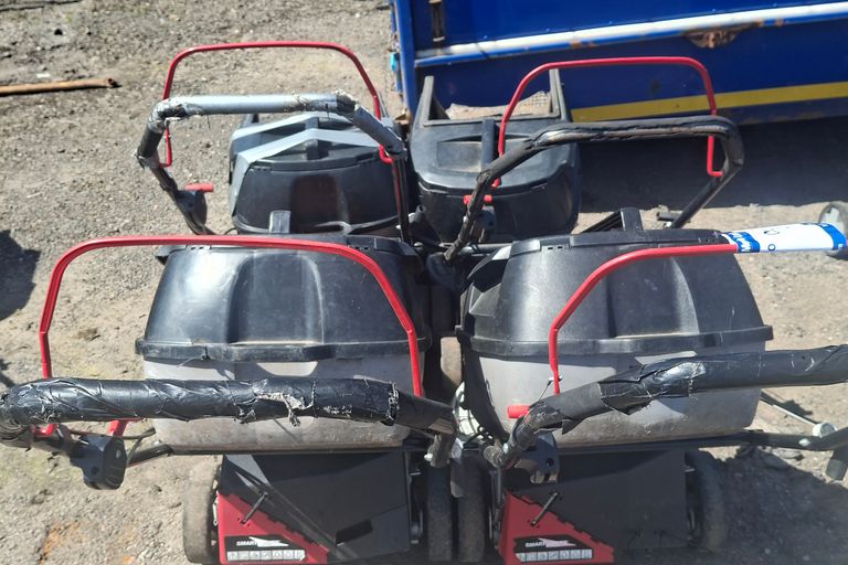 4X MASPORT MOWERS C/W BAGS 