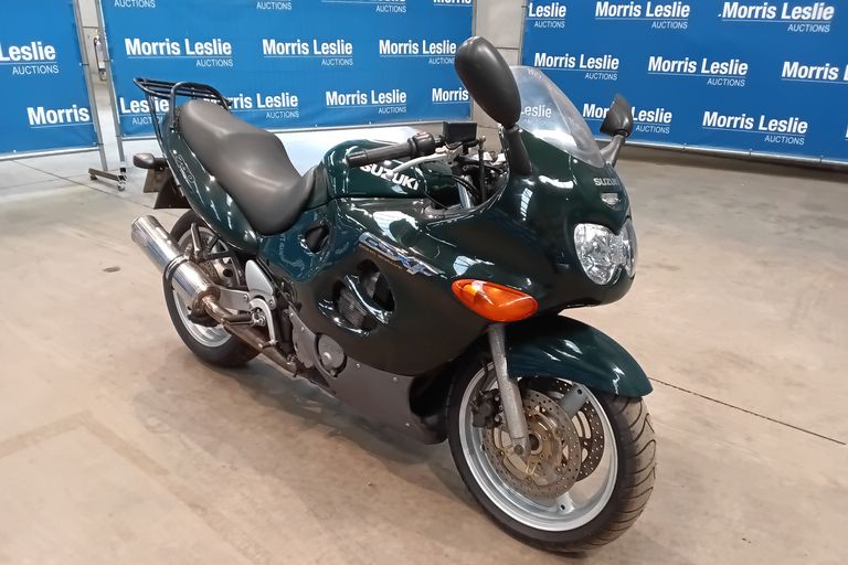 SUZUKI G S X F 750