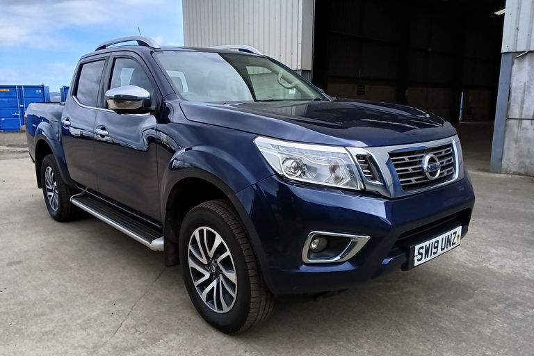 NISSAN NAVARA
