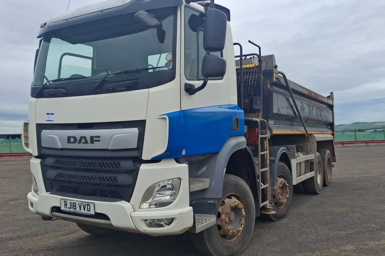 DAF TRUCKS CF450