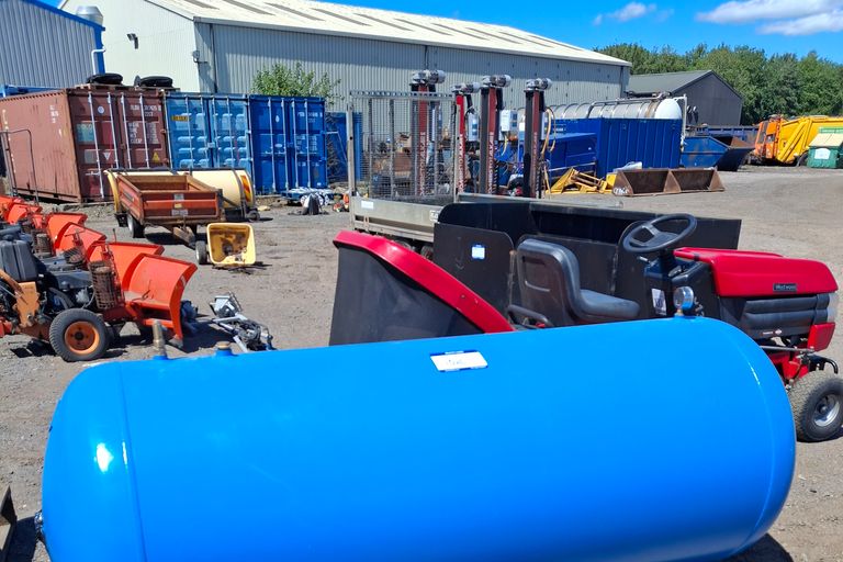 PNEUMATIC RECEIVER 1000 LTR 