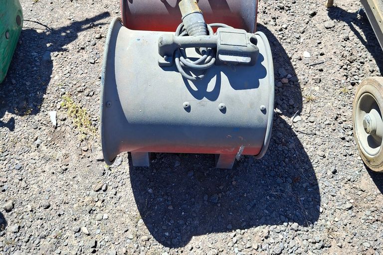 AIR MOVERS 12
