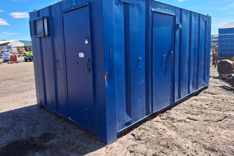 CABIN - HIGH SECURE TOILET BLOCK - 16