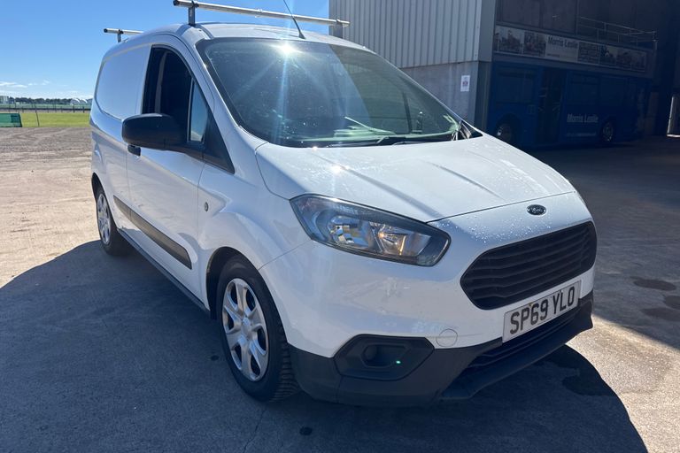 FORD TRANSIT COURIER
