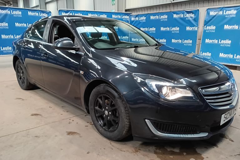 VAUXHALL INSIGNIA