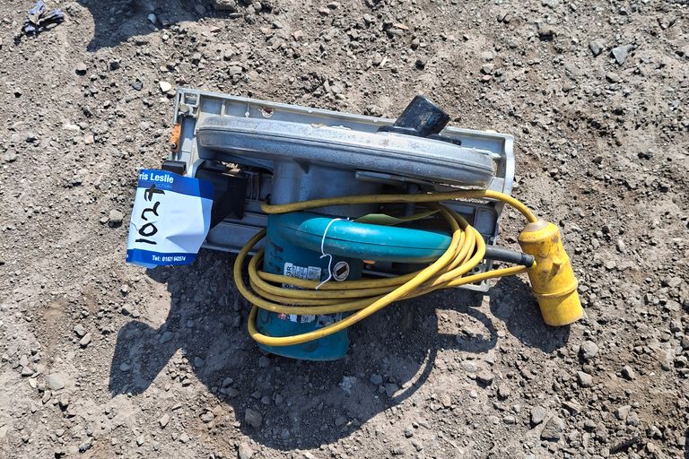 MAKITA 9067 