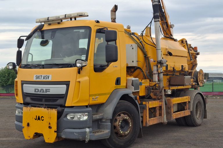 DAF TRUCKS LF230