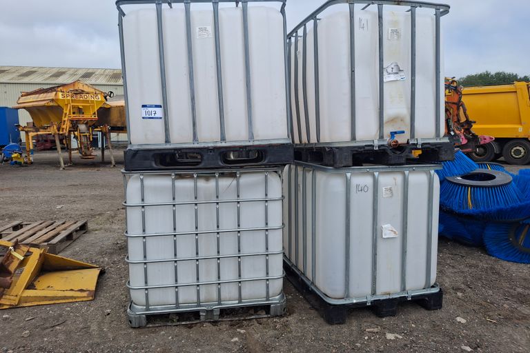 4X IBC CONTAINER 
