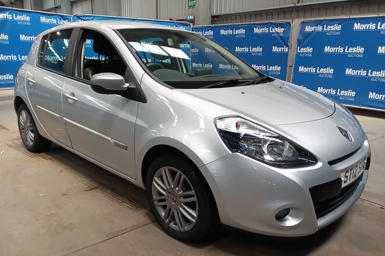 RENAULT CLIO