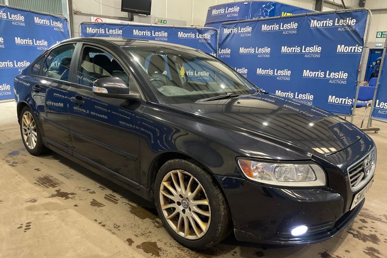VOLVO S40